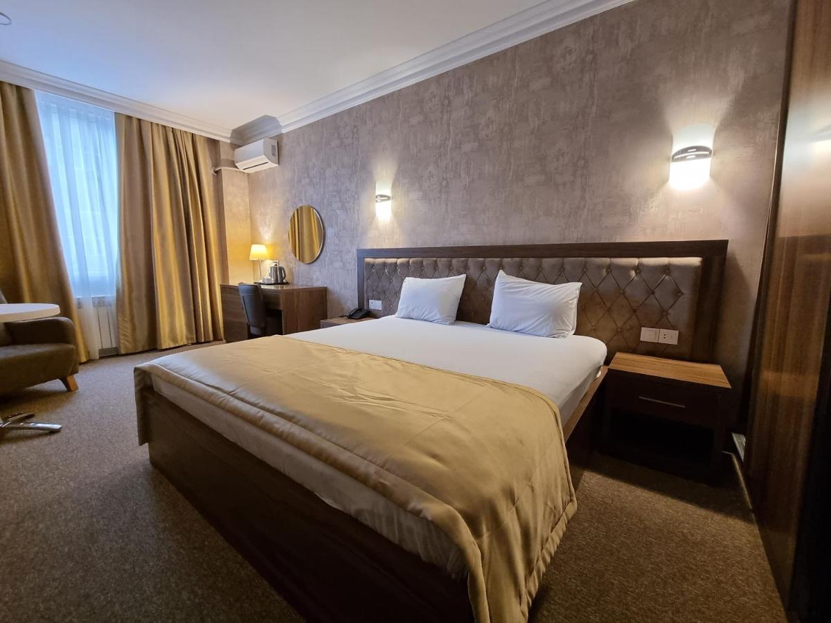 Royal Sapphire Hotel Baku Exterior foto