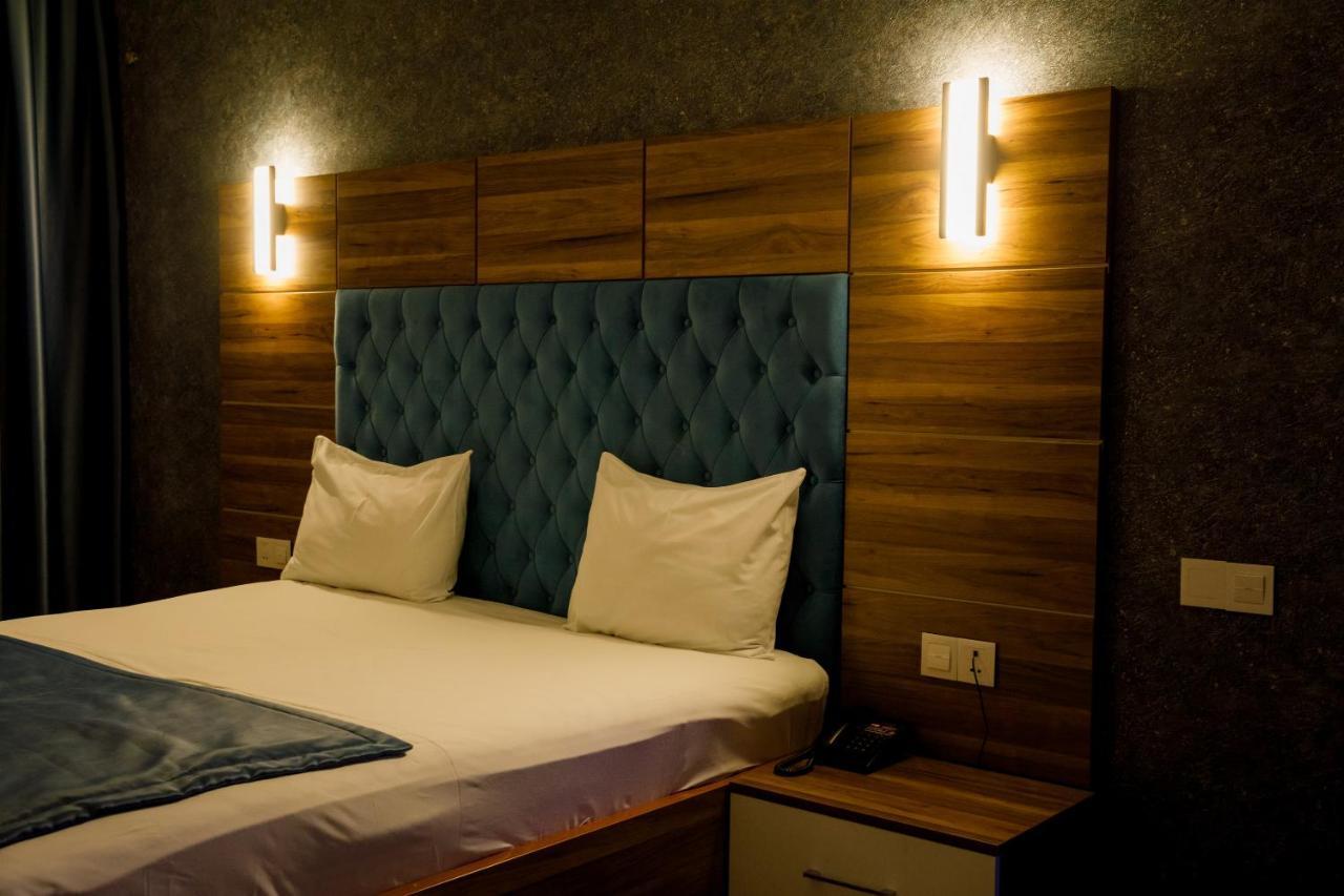 Royal Sapphire Hotel Baku Exterior foto